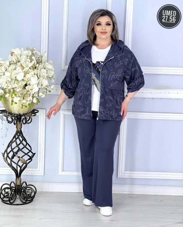 Спортивный костюм 22999615