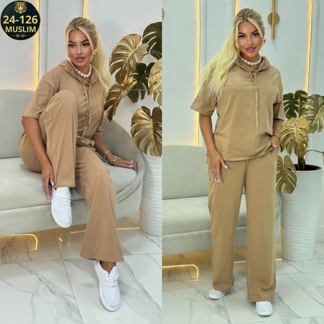 Спортивный костюм 22998739