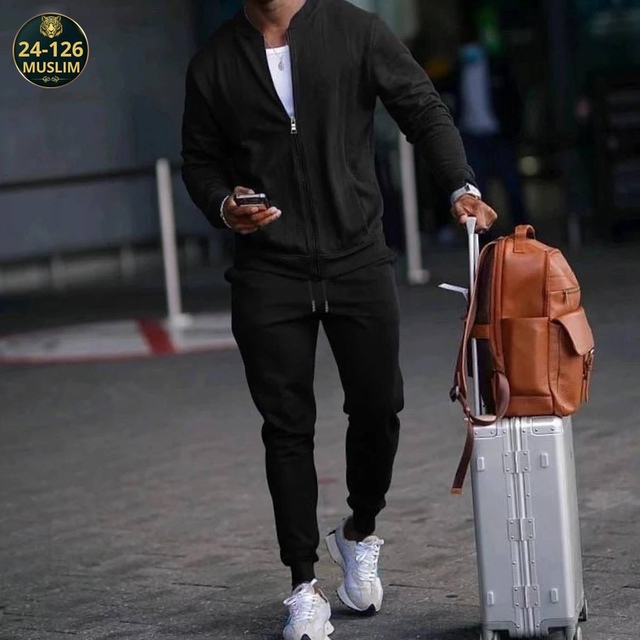 Спортивный костюм 23007419