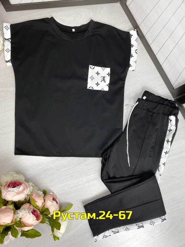 Спортивный костюм 23007489