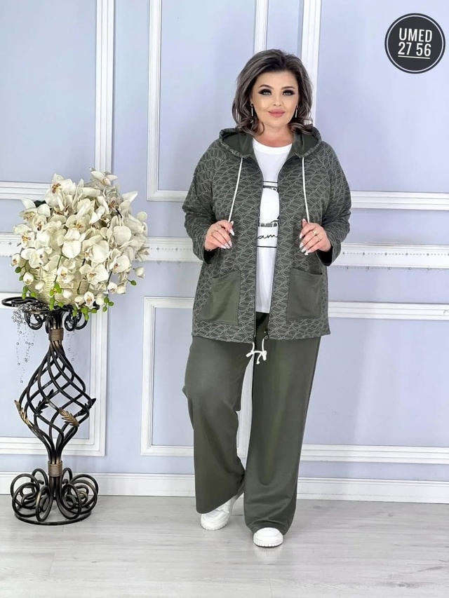 Спортивный костюм 23007657