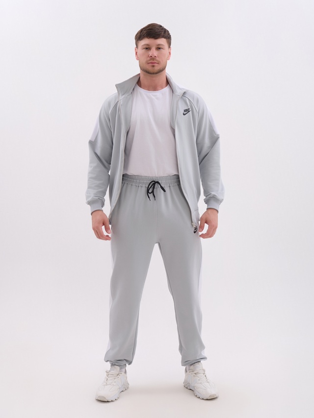 Спортивный костюм 23008318