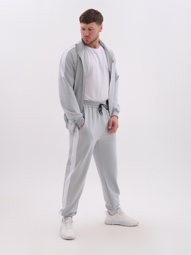 Спортивный костюм 23008318