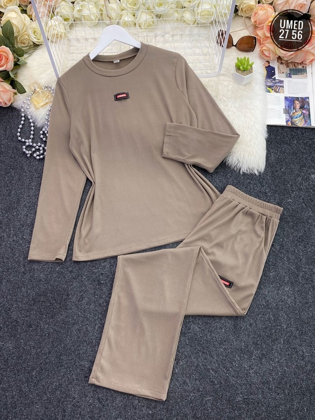 Спортивный костюм 23009007