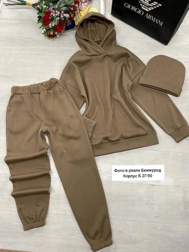 Спортивный костюм 23013056