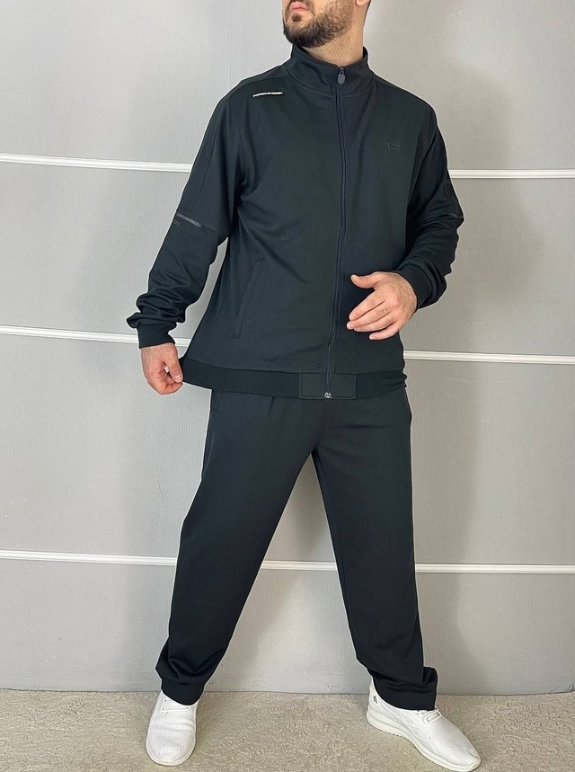 Спортивный костюм 23015871