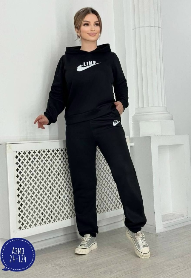 Спортивный костюм 23026398