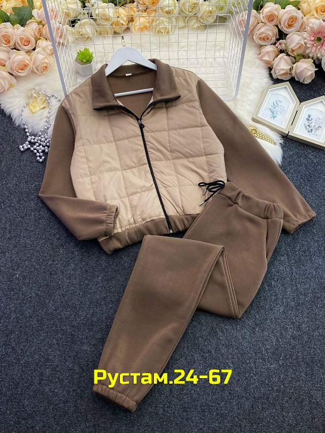 Спортивный костюм 23026447