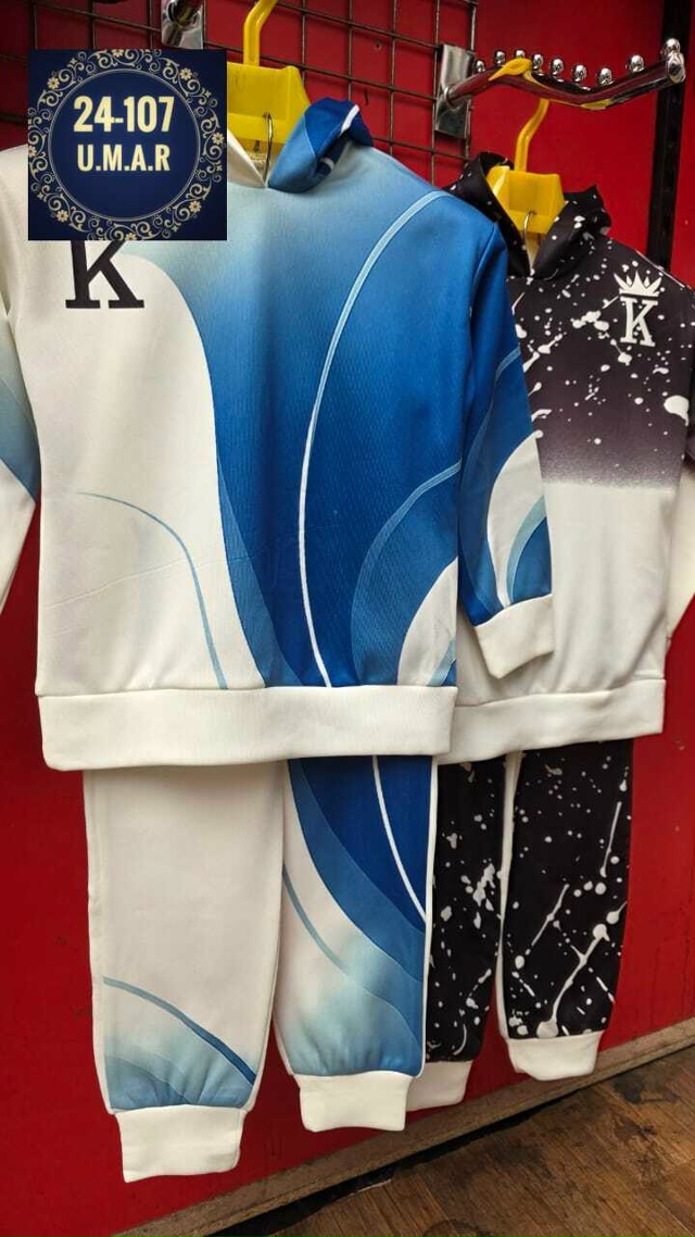 Спортивный костюм 23026429