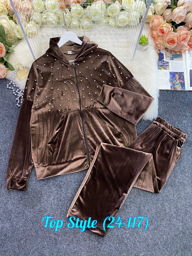 Спортивный костюм 23029194