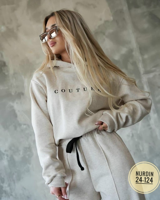 Спортивный костюм 23030633