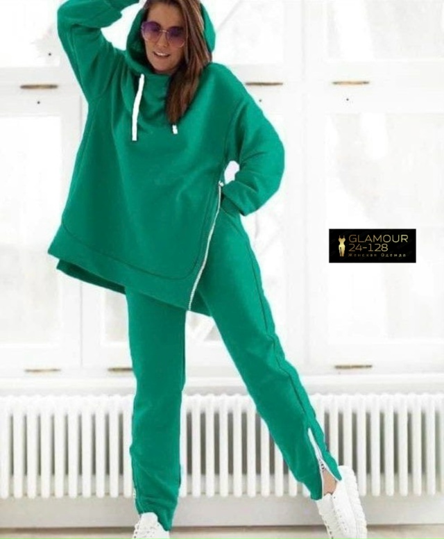 Спортивный костюм 23039556