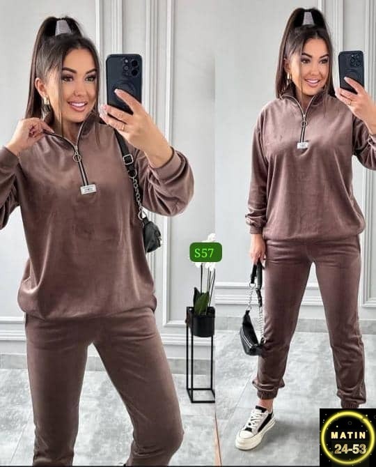 Спортивный костюм 23043487