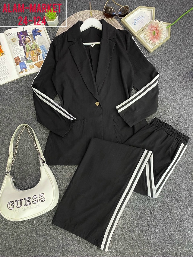 Спортивный костюм 23044483