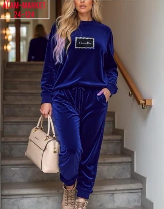 Спортивный костюм 23048092