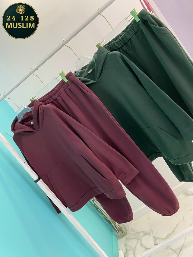 Спортивный костюм 23048105