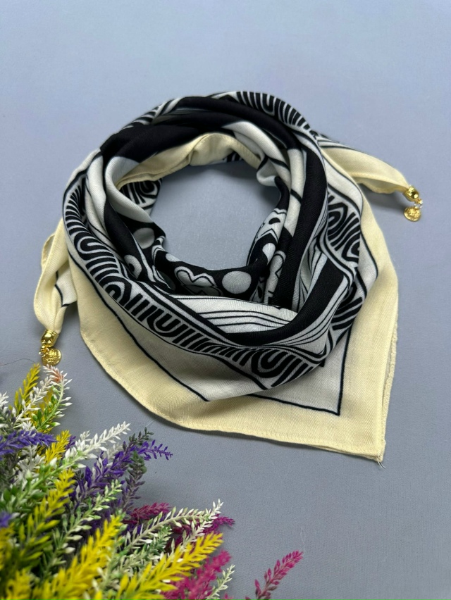 Платок 23054348