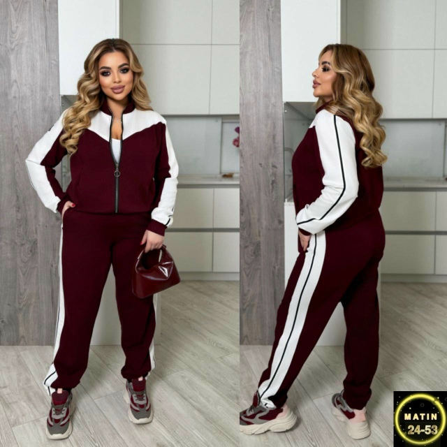 Спортивный костюм 23055235