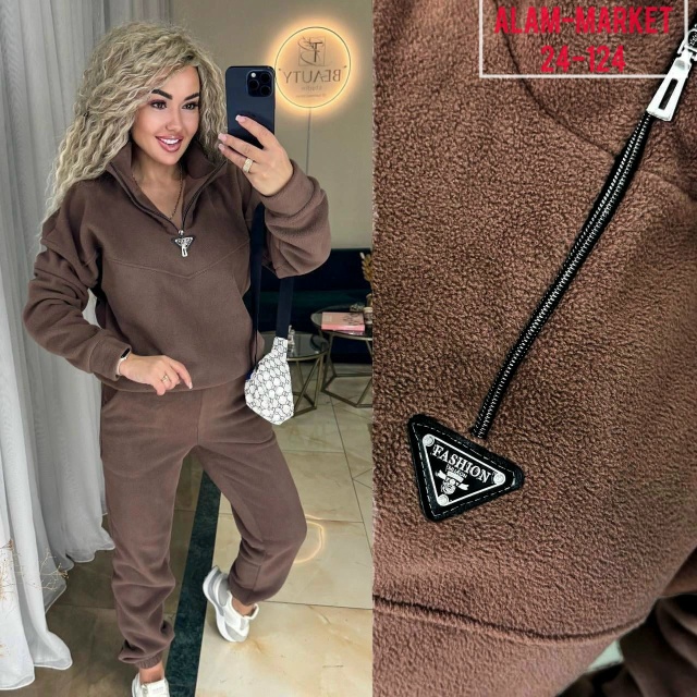 Спортивный костюм 23055540