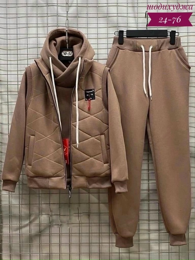 Спортивный костюм 23057187