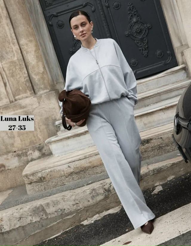 Костюм 23060025