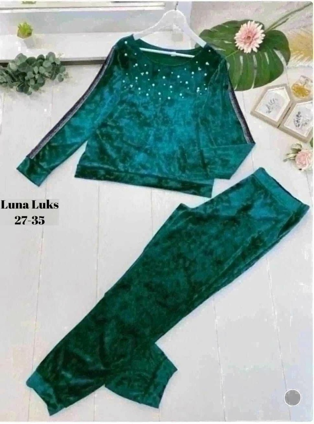 Костюм 23060032