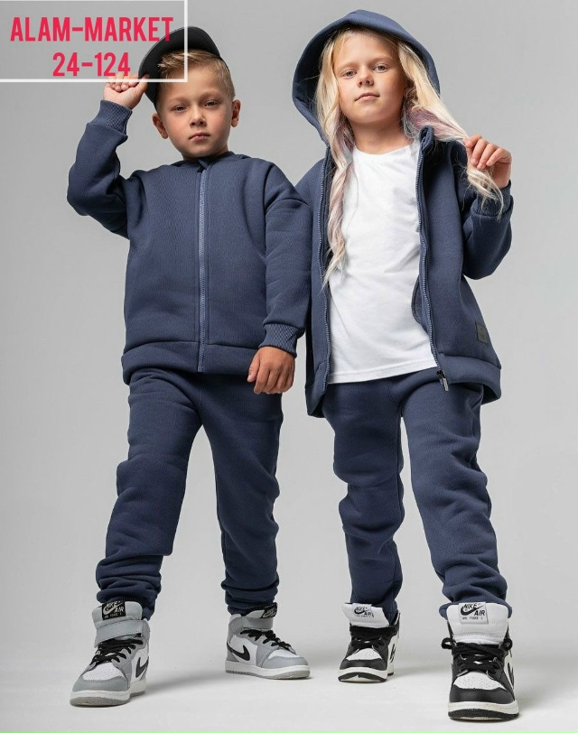 Спортивный костюм 23060527