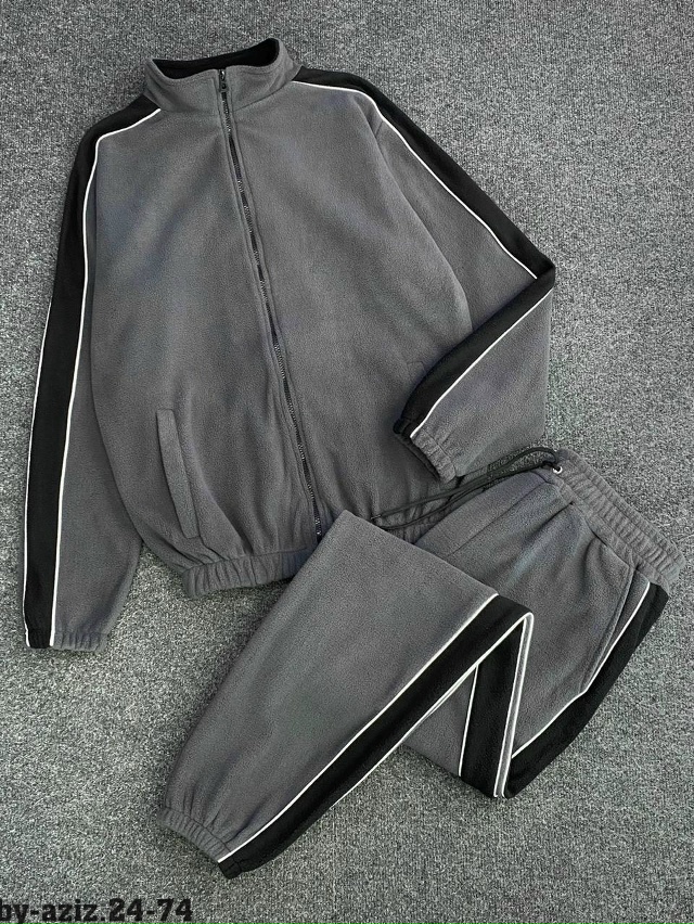 Спортивный костюм 23064688