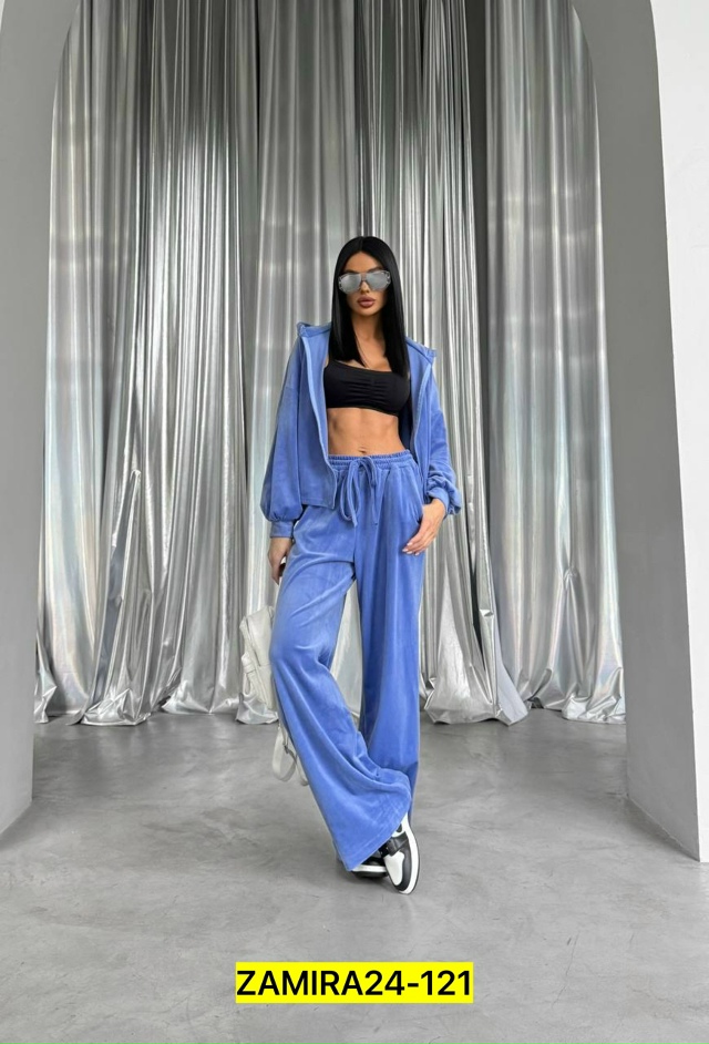 Спортивный костюм 23064983