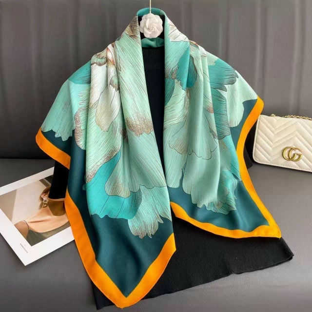 Платок 23066951