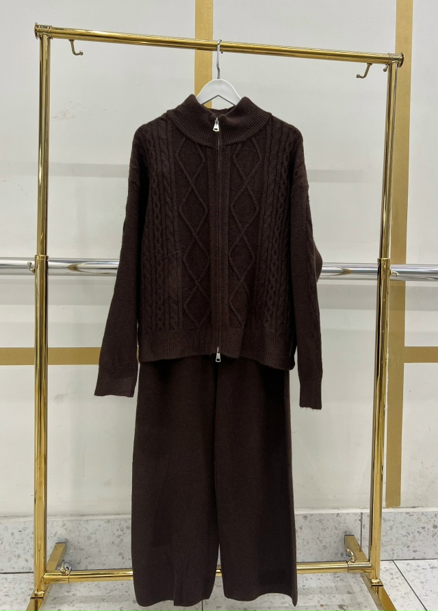 Костюм 23074376