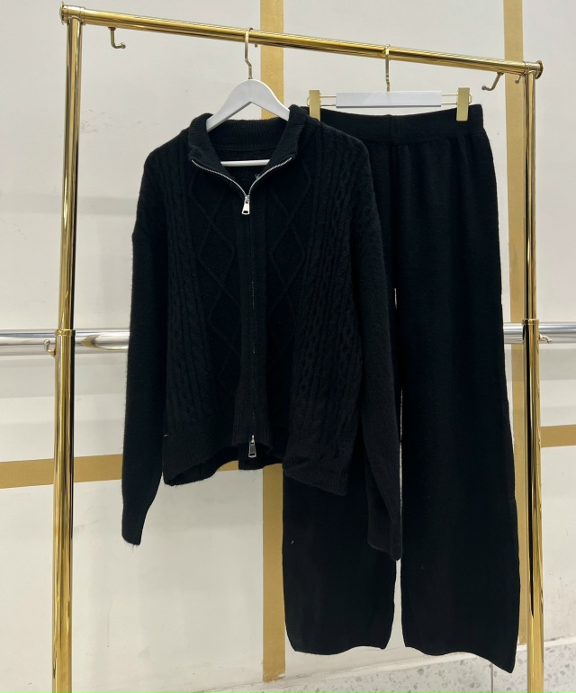 Костюм 23074376