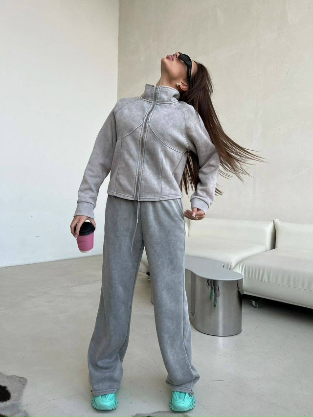 Спортивный костюм 23081315