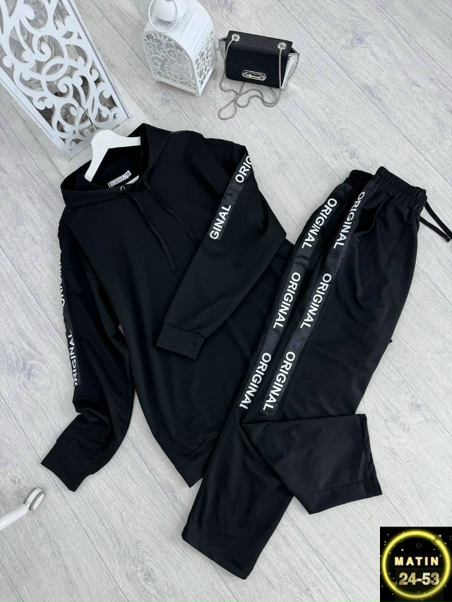 Спортивный костюм 23081785