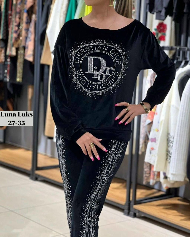 Спортивный костюм 23089297