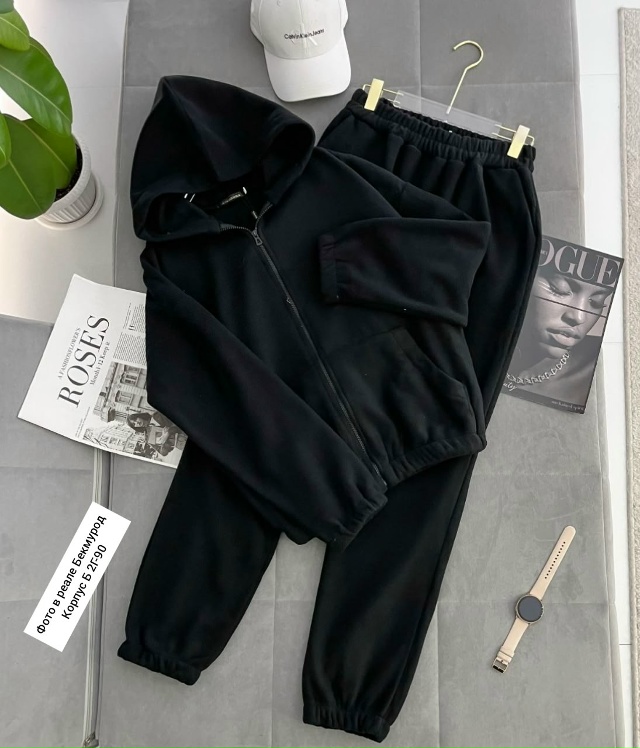 Спортивный костюм 23090534