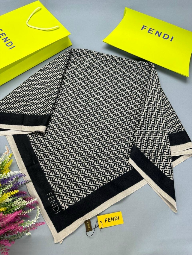 Платок 23091475