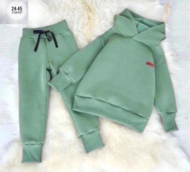 Спортивный костюм 23093507