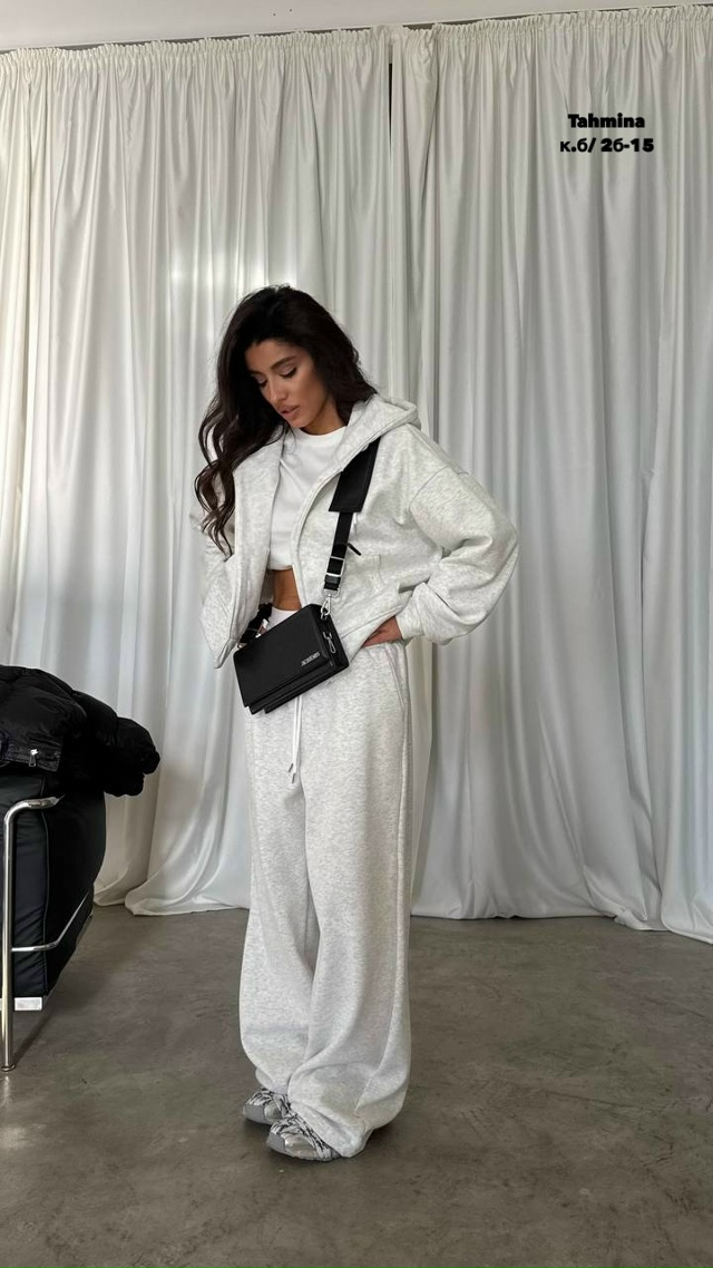 Спортивный костюм 23094284