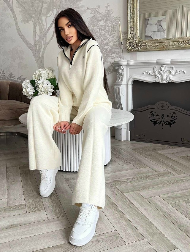 Костюм 23096417