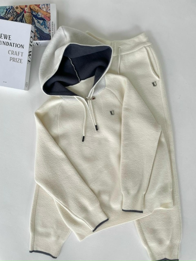 Костюм 23096419