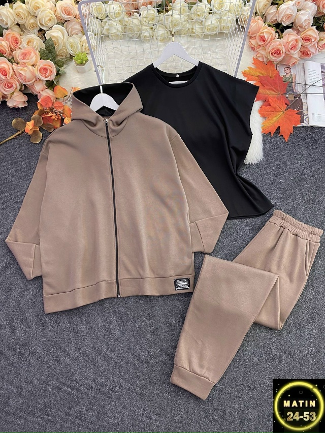 Спортивный костюм 23097258