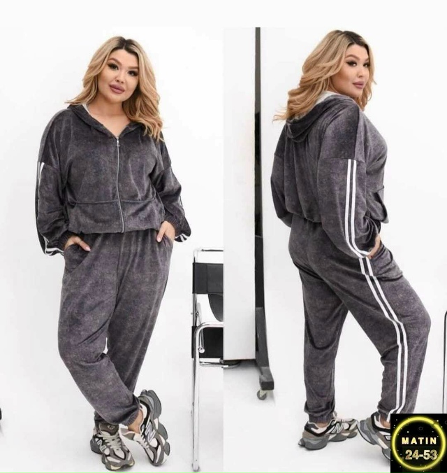 Спортивный костюм 23098641