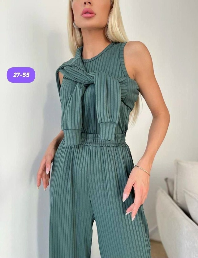 Костюм 23100138