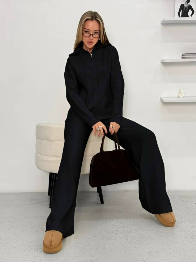 Спортивный костюм 23103419