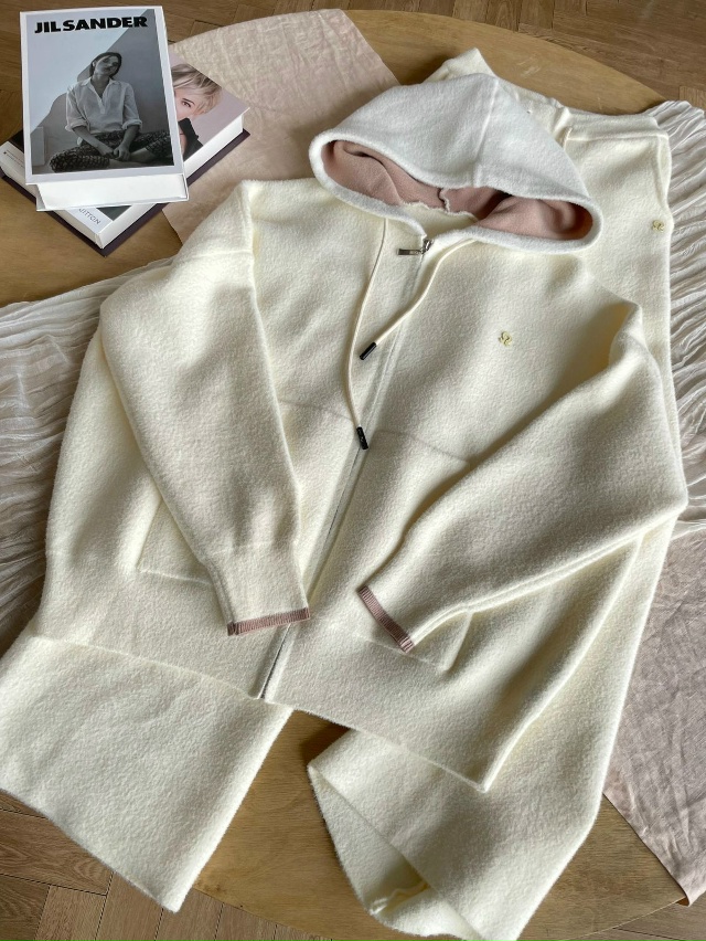 Спортивный костюм 23105407