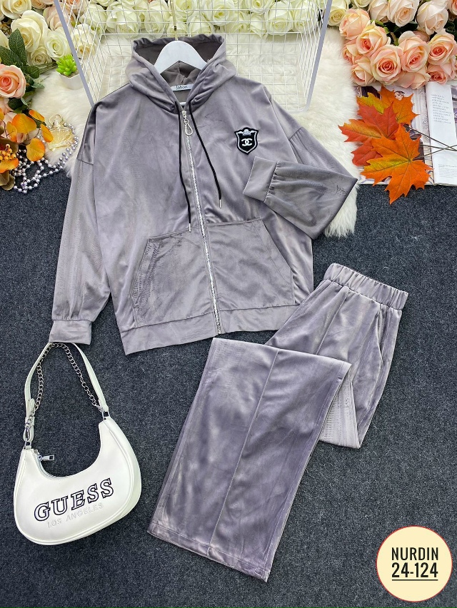 Спортивный костюм 23106762