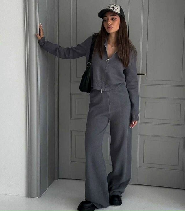 Костюм 23107614