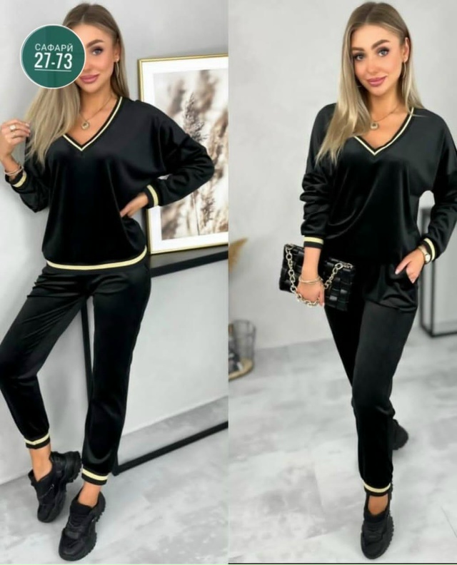 Спортивный костюм 23108966