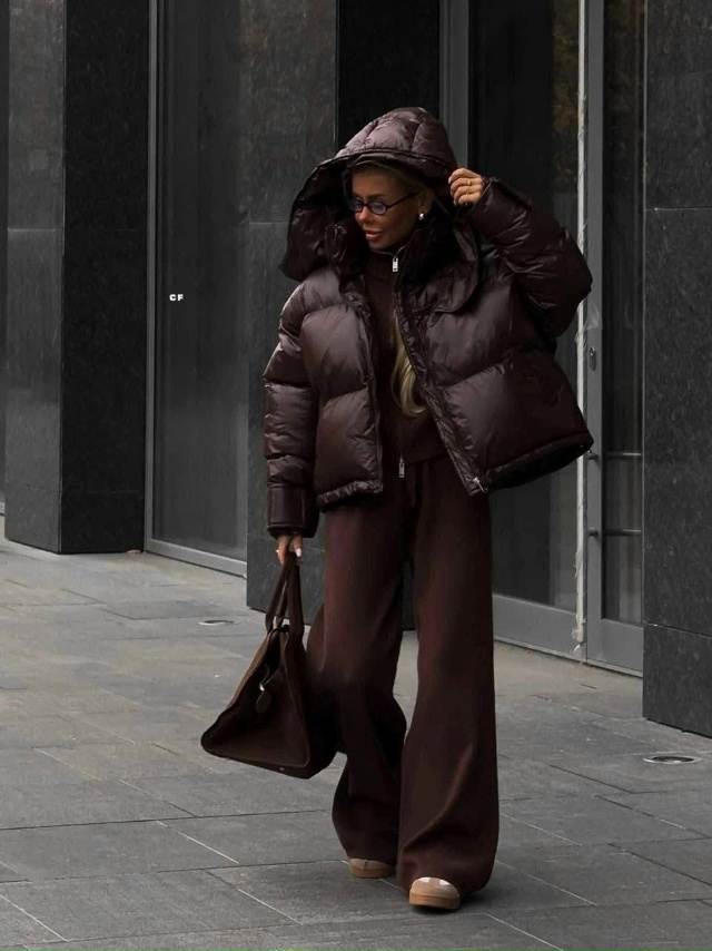 Спортивный костюм 23109119